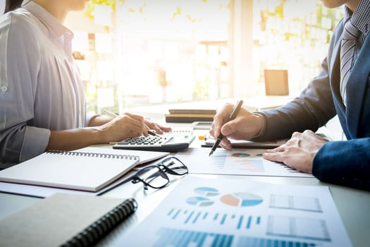 business-man-financial-inspector-secretary-making-report-calculating-checking-balance-internal-revenue-service-inspector-checking-document-audit-concept (1)